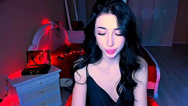 Snapshot of lovely_desire chatting on January 20, 2025, 11:45 am lovely desire online show from January 20, 2025, 11:45 am