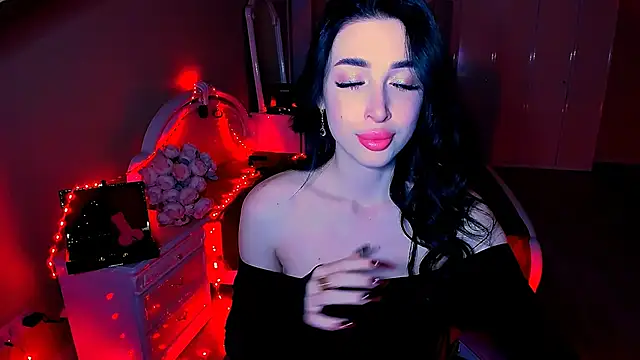 Snapshot of lovely_desire chatting on February 27, 2025, 2:43 pm lovely desire online show from February 27, 2025, 2:43 pm
