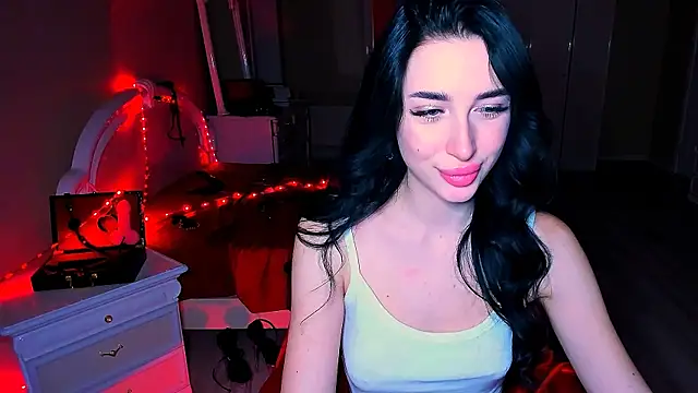 Snapshot of lovely_desire chatting on January 19, 2025, 6:21 pm lovely desire online show from January 19, 2025, 6:21 pm