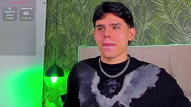 Snapshot of Nathaniel_Park chatting on February 17, 2026, 6:44 am Nathaniel Park online show from February 17, 2026, 6:44 am