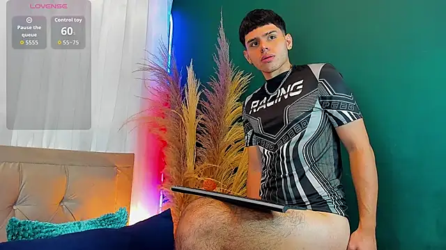 Snapshot of Nathaniel_Park chatting on October 8, 2025, 2:24 am Nathaniel Park online show from October 8, 2025, 2:24 am