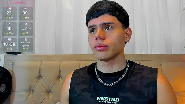 Snapshot of Nathaniel_Park chatting on October 17, 2025, 4:16 am Nathaniel Park online show from October 17, 2025, 4:16 am