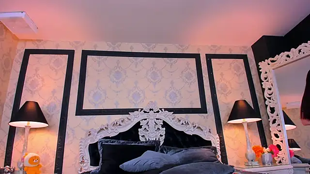 ImSophiie online show from February 7, 2025, 1:58 am