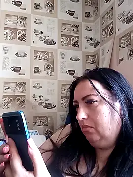 Snapshot of Veronica-Celie chatting on October 4, 2025, 12:17 pm Veronica-Celie online show from October 4, 2025, 12:17 pm