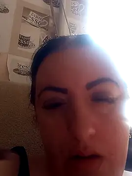 Veronica-Celie online show from October 23, 2025, 8:57 am