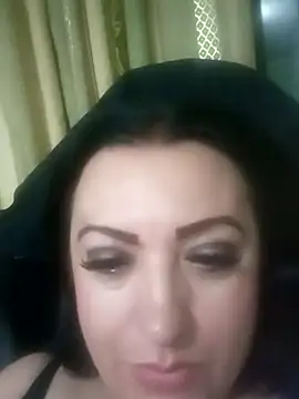 Snapshot of Veronica-Celie chatting on August 7, 2026, 9:32 pm Veronica-Celie online show from August 7, 2026, 9:32 pm