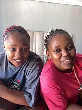 Pearl 00 online show from February 8, 2026, 11:08 am