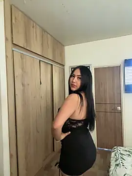 YuliiCamm online show from October 12, 2025, 6:53 pm