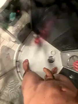 lescro95  online show from October 11, 2025, 7:04 pm