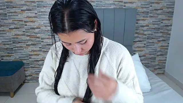 Snapshot of _joy_yva chatting on September 24, 2025, 2:12 pm joy yva online show from September 24, 2025, 2:12 pm