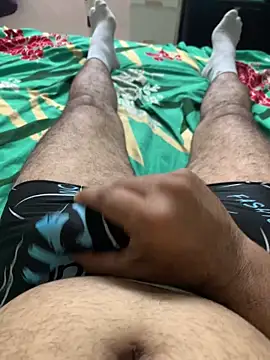 desiduzz21 online show from November 24, 2025, 5:35 pm