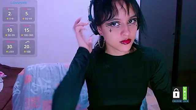 Snapshot of lizeth_darks chatting on February 16, 2025, 2:10 pm lizeth darks online show from February 16, 2025, 2:10 pm