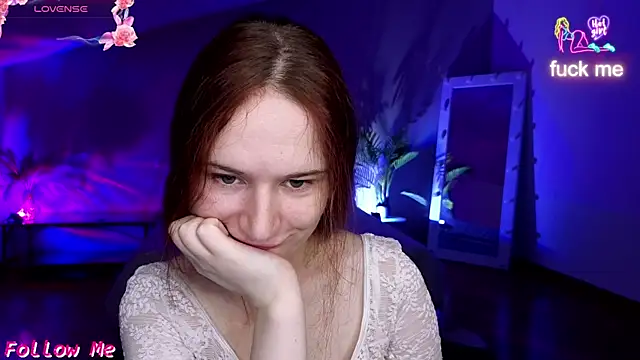 L1ittle kitty  online show from April 7, 2026, 4:47 am