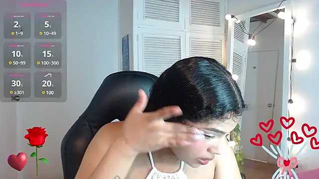 Snapshot of ashly_collin9 chatting on February 19, 2025, 2:33 pm ashly collin9 online show from February 19, 2025, 2:33 pm