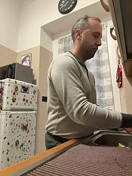 Lecatore80 online show from February 6, 2026, 6:42 am