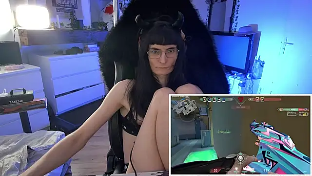 CeriseLapine online show from October 20, 2025, 10:54 pm