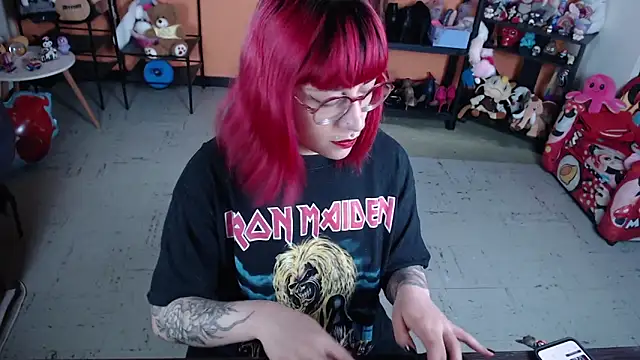 Snapshot of MissMiia2 chatting on March 12, 2026, 12:20 pm MissMiia2 online show from March 12, 2026, 12:20 pm