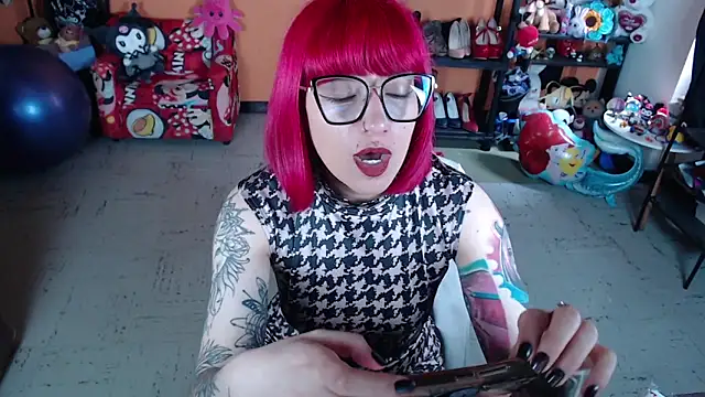 MissMiia2 online show from November 28, 2025, 1:22 pm