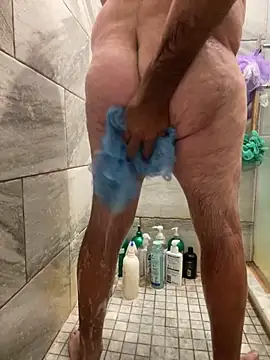 Snapshot of Looneytunes12345 chatting on September 27, 2025, 4:29 am Looneytunes12345 online show from September 27, 2025, 4:29 am