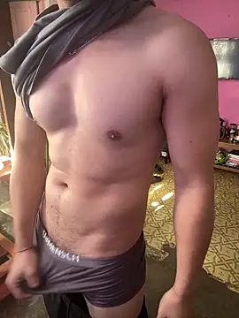 Snapshot of alburt_1996 chatting on November 18, 2025, 4:05 am alburt 1996 online show from November 18, 2025, 4:05 am