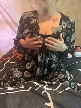 Snapshot of Princess_Desirae chatting on May 26, 2026, 4:16 pm Princess Desirae online show from May 26, 2026, 4:16 pm