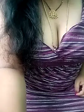 Snapshot of your-sameera chatting on March 5, 2025, 12:11 pm your-sameera online show from March 5, 2025, 12:11 pm