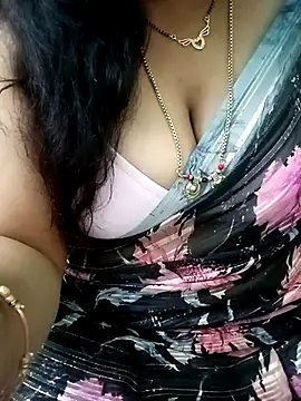 Snapshot of your-sameera chatting on February 19, 2025, 7:28 am your-sameera online show from February 19, 2025, 7:28 am
