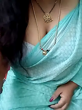 Snapshot of your-sameera chatting on March 4, 2025, 6:47 am your-sameera online show from March 4, 2025, 6:47 am