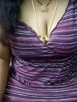 Snapshot of your-sameera chatting on March 9, 2025, 5:06 pm your-sameera online show from March 9, 2025, 5:06 pm