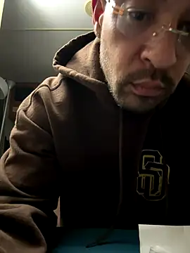 GorgeousRob1904 online show from January 8, 2026, 1:17 pm