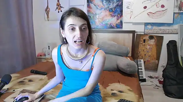 Snapshot of Iren chatting on March 22, 2025, 10:04 pm Iren online show from March 22, 2025, 10:04 pm