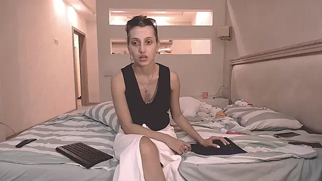 Snapshot of Iren chatting on September 9, 2025, 1:38 am Iren online show from September 9, 2025, 1:38 am