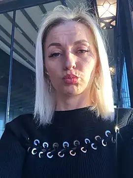 Snapshot of Diamond_Bunny_ chatting on February 8, 2025, 2:38 pm Diamond Bunny  online show from February 8, 2025, 2:38 pm