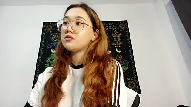 Jennatyan online show from September 26, 2025, 12:23 pm