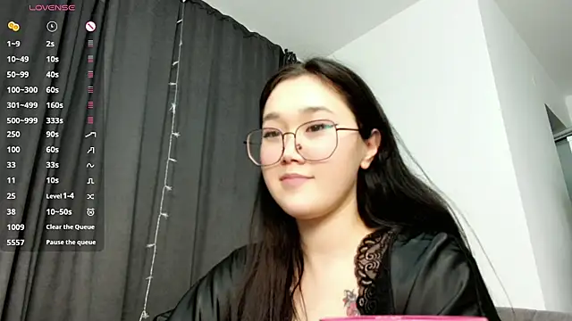 Jennatyan online show from January 1, 2025, 7:21 pm