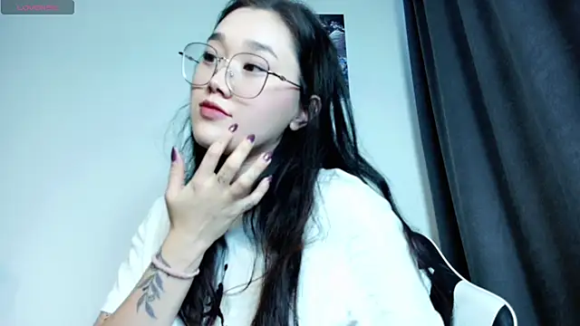 Jennatyan online show from February 18, 2025, 11:33 am