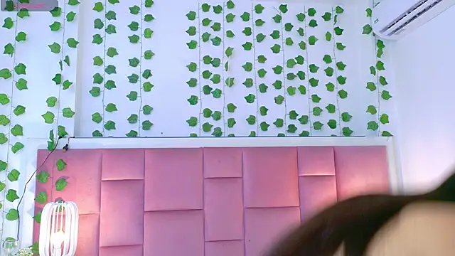 Snapshot of kaily_sweet1 chatting on May 23, 2026, 11:09 am kaily sweet1 online show from May 23, 2026, 11:09 am