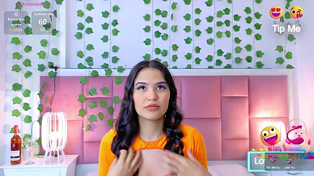 Snapshot of kaily_sweet1 chatting on April 18, 2026, 11:12 am kaily sweet1 online show from April 18, 2026, 11:12 am