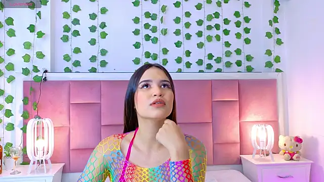 Snapshot of kaily_sweet1 chatting on May 4, 2026, 11:13 am kaily sweet1 online show from May 4, 2026, 11:13 am