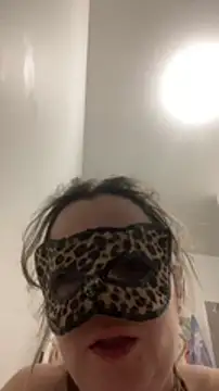 Snapshot of Lyannabuena69 chatting on February 9, 2025, 6:54 am Lyannabuena69 online show from February 9, 2025, 6:54 am