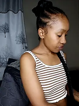 Snapshot of CocoSexyBabe chatting on January 17, 2025, 8:33 pm CocoSexyBabe online show from January 17, 2025, 8:33 pm