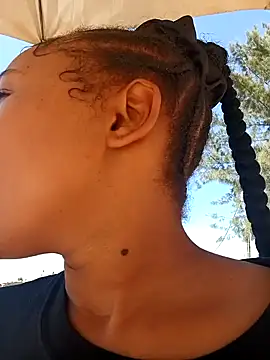 Snapshot of CocoSexyBabe chatting on January 26, 2025, 7:42 am CocoSexyBabe online show from January 26, 2025, 7:42 am