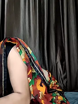 kaveerpooja947 online show from September 29, 2025, 4:23 pm