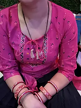 kaveerpooja947 online show from November 15, 2025, 5:28 pm