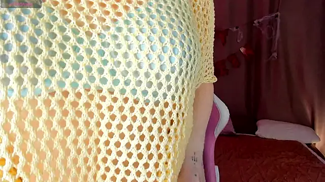 Colleen Blake online show from October 27, 2025, 5:03 pm