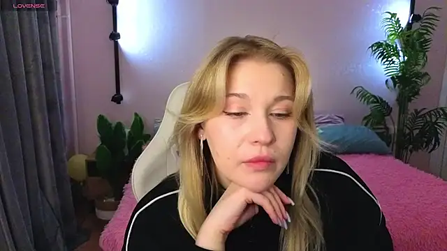 Colleen Blake online show from April 21, 2026, 4:46 pm