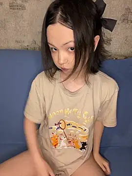 lalallalalaa- online show from September 25, 2025, 2:12 pm