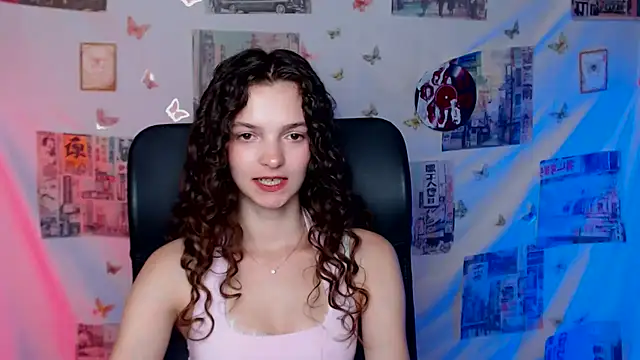  SusieSu  online show from May 25, 2026, 6:17 pm
