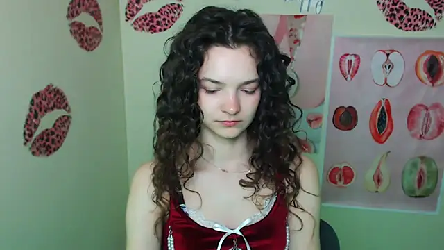  SusieSu  online show from March 19, 2026, 7:30 am