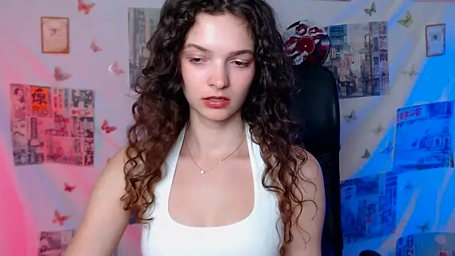  SusieSu  online show from May 16, 2026, 10:36 am